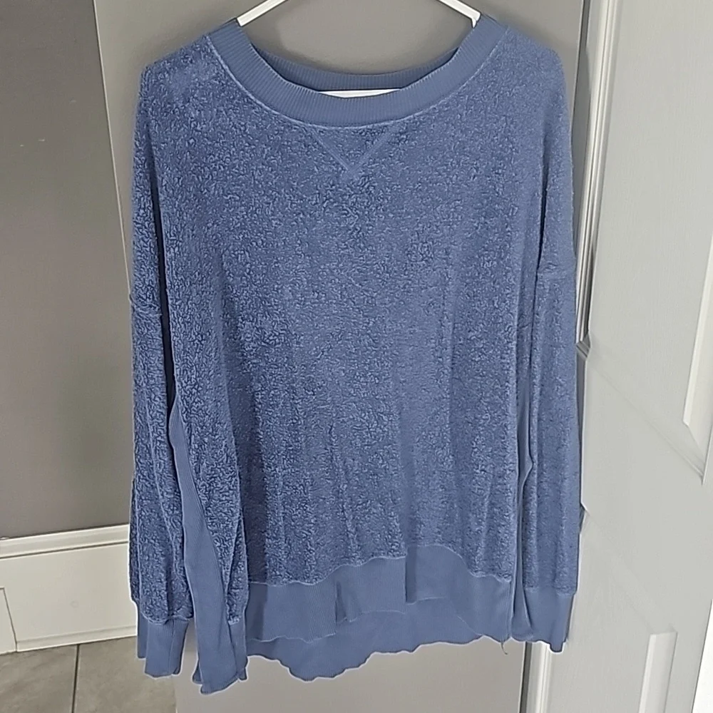 Aerie Sweatshirt - Picture 1 of 3